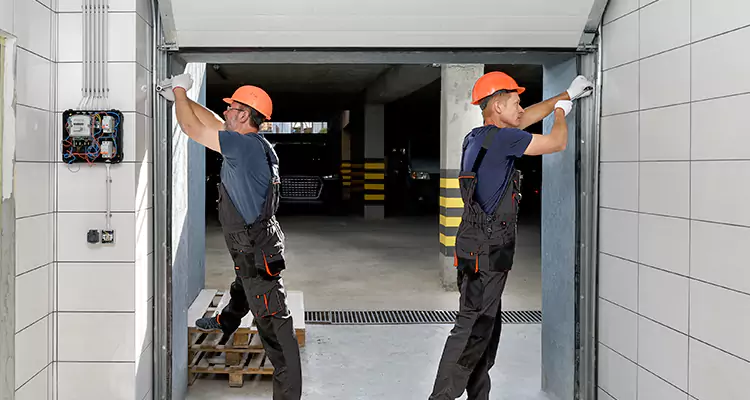 Commercial Garage Doors Near Me in Oakleaf Plantation, FL