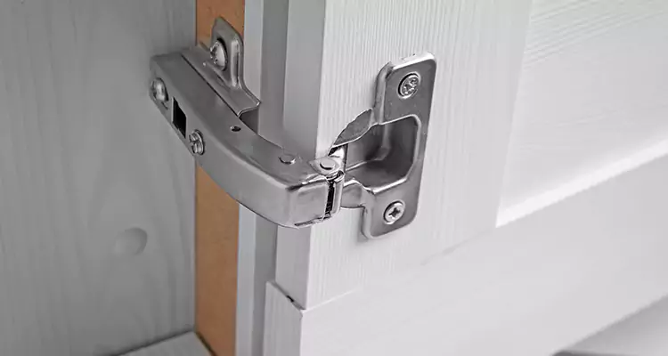 Shower Door Hinge Replacement in Oakleaf Plantation, FL