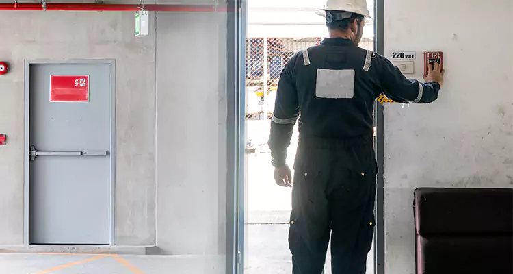 Emergency Fire Exit Door Repair in Oakleaf Plantation, FL