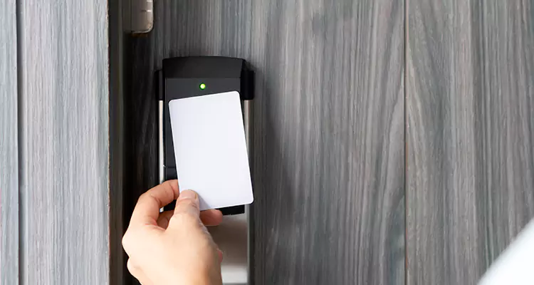 Hotel Swipe Card Door Locks Repair in Oakleaf Plantation, FL