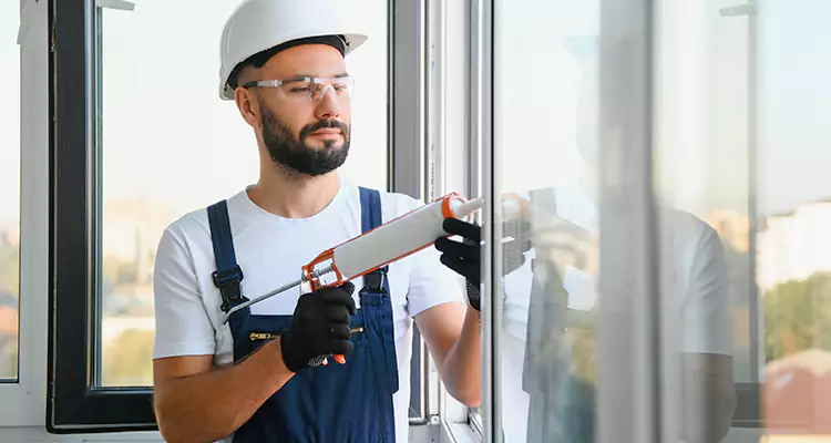 Retractable Screens Repair for Patio in Oakleaf Plantation, FL