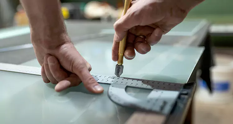 Glass Scratch Repair in Oakleaf Plantation, FL