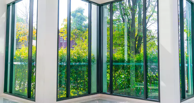 Folding Glass Balcony Door Repair in Oakleaf Plantation, FL