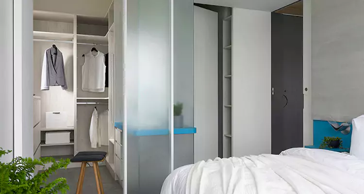 Closet Door Bi Fold Installation in Oakleaf Plantation, FL