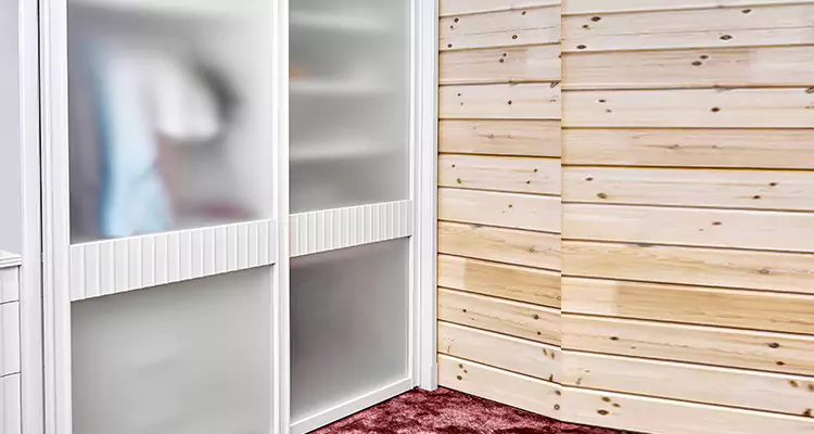 Sliding Closet Door Rollers Replacement in Oakleaf Plantation, FL